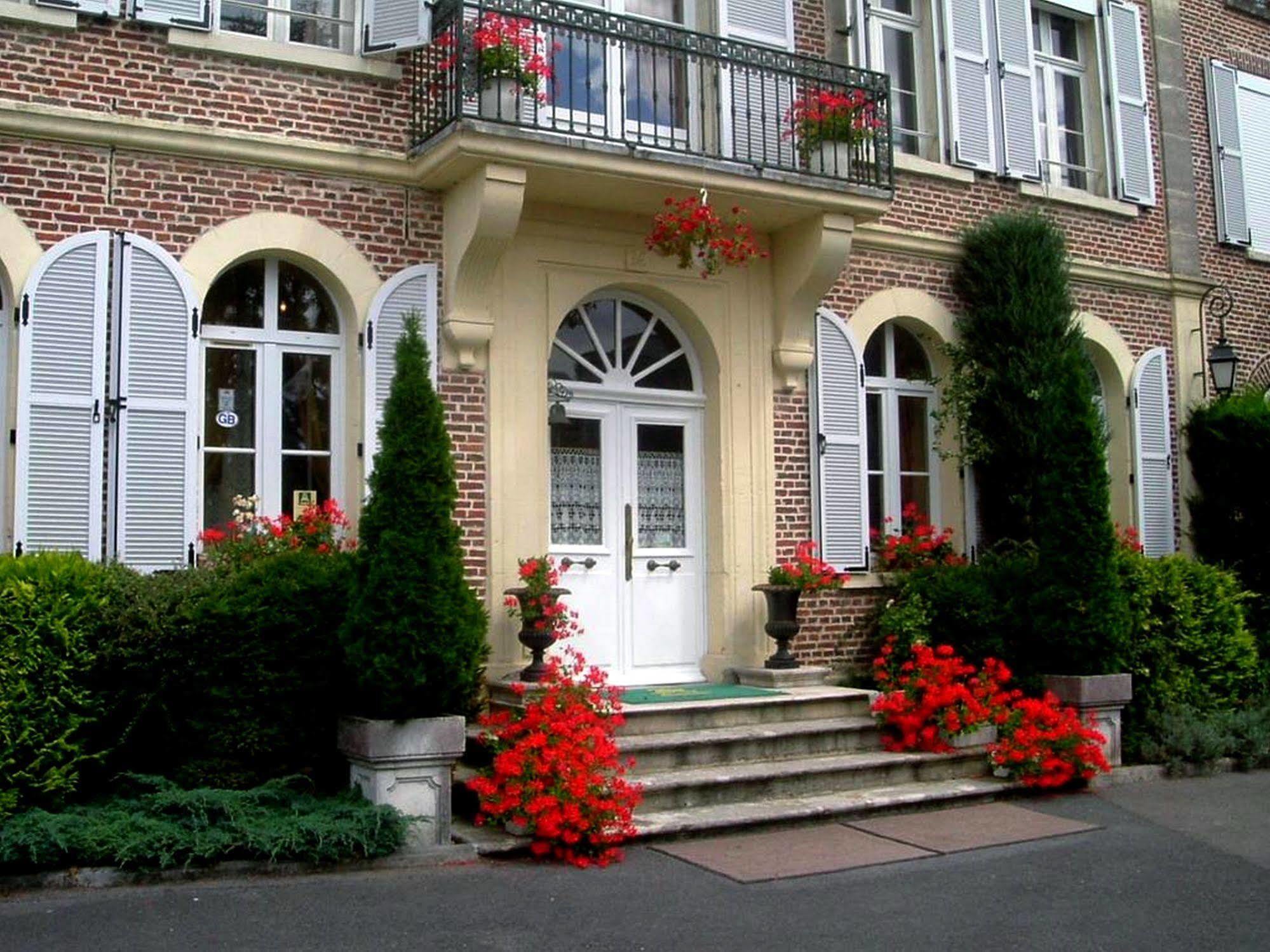 Hotel Le Clos Du Montvinage Étréaupont Exteriér fotografie